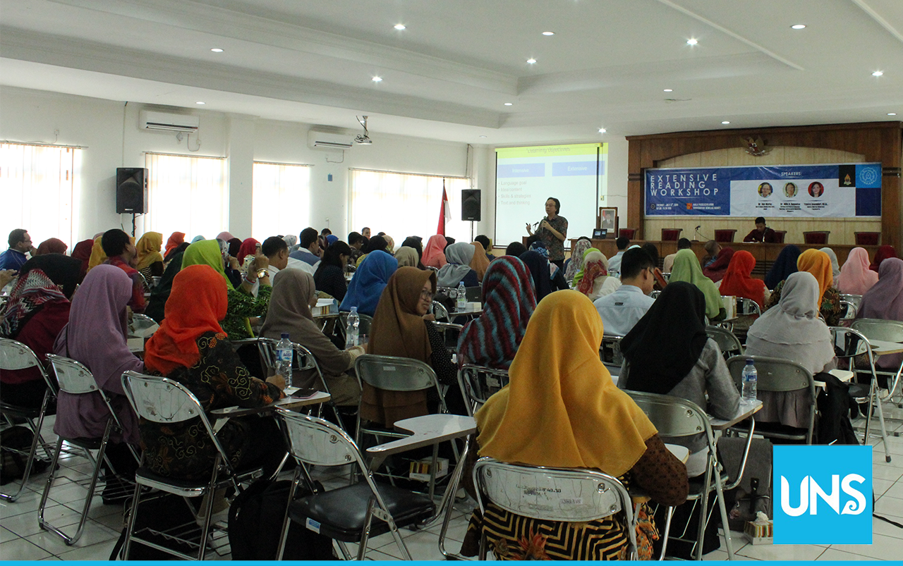 Graduate school of English Language Education UNS along with Extensive Reading (ER) Foundation and ER Indonesia Association held Extensive Reading Workshop on Tuesday (3/7/2018) in Postgraduate Hall of FKIP UNS.