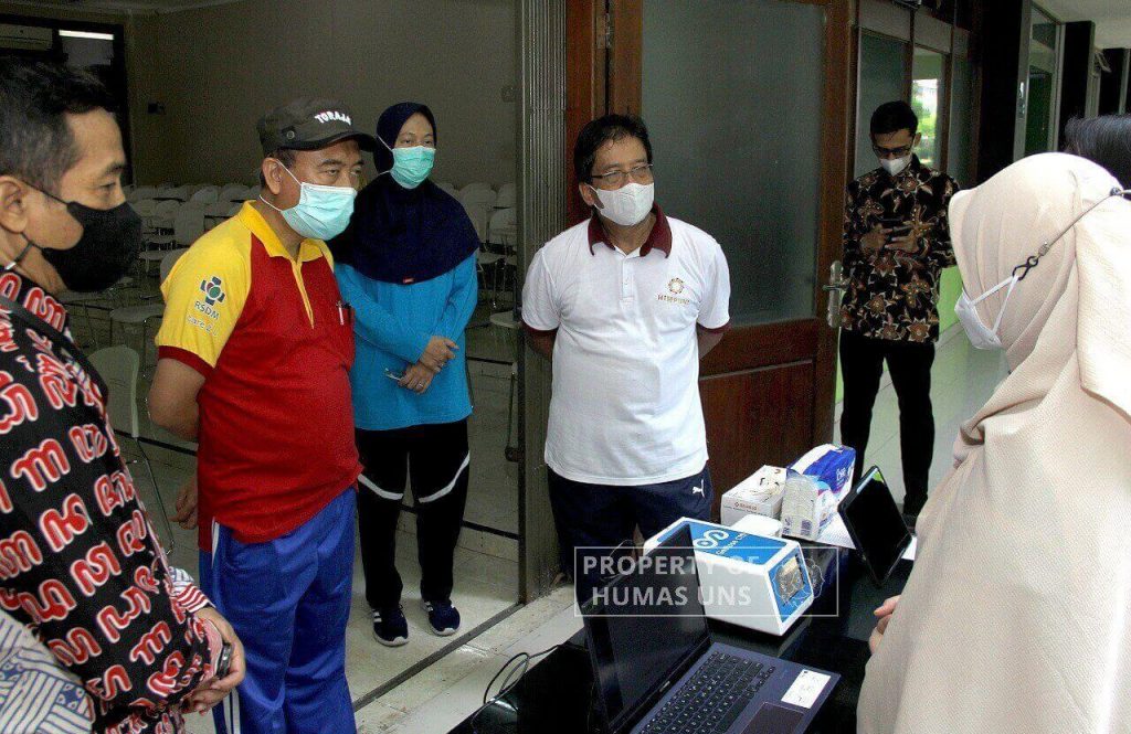 Welcoming Ramadan, FK UNS Held Blood Donation