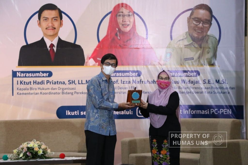 Professor in FEB UNS Discussed Economic Transformation in Investment Acceleration in Indonesia