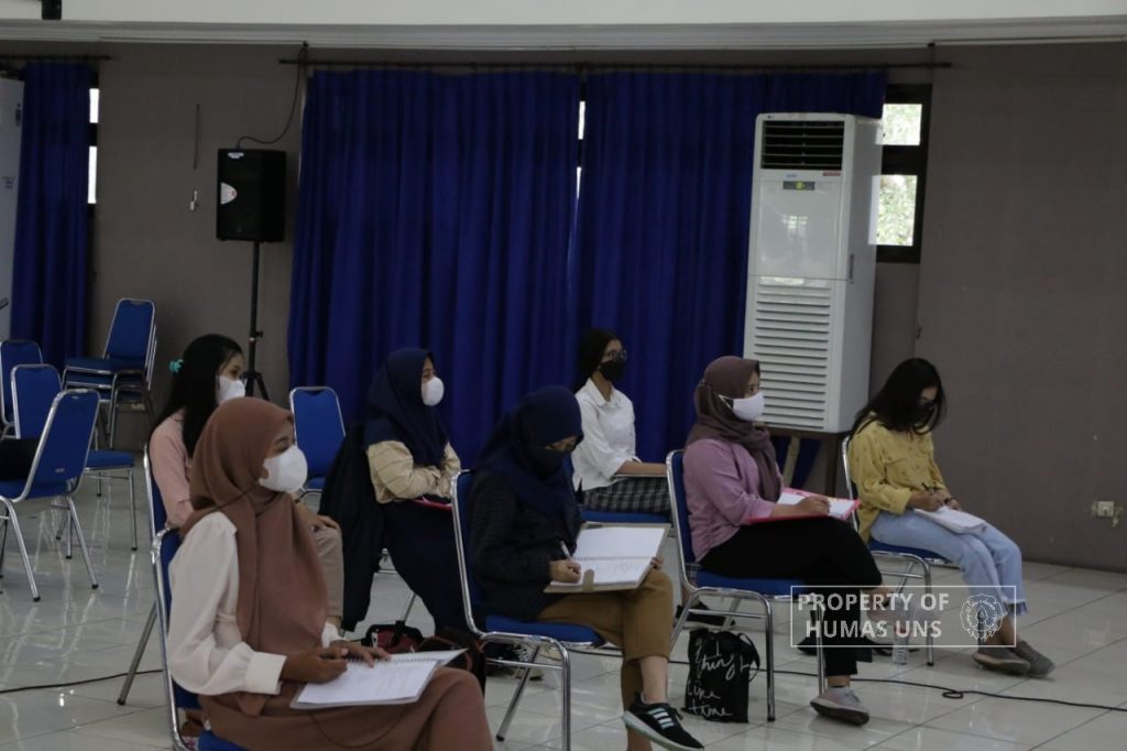 Sneak a Peek of Blended Learning Accounting Education Program FKIP UNS