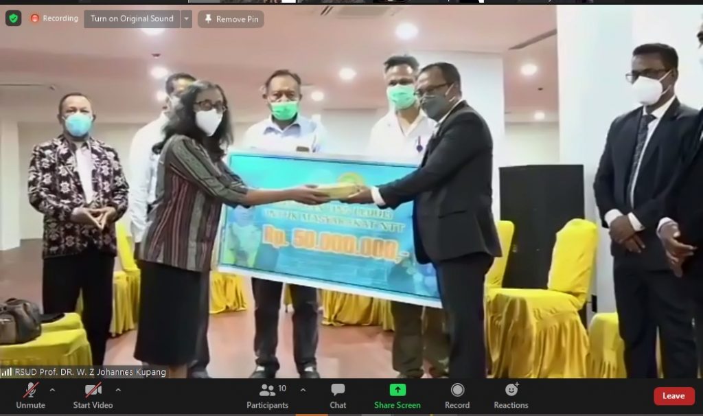 UNS Granted Donation to Disaster Victims in NTT