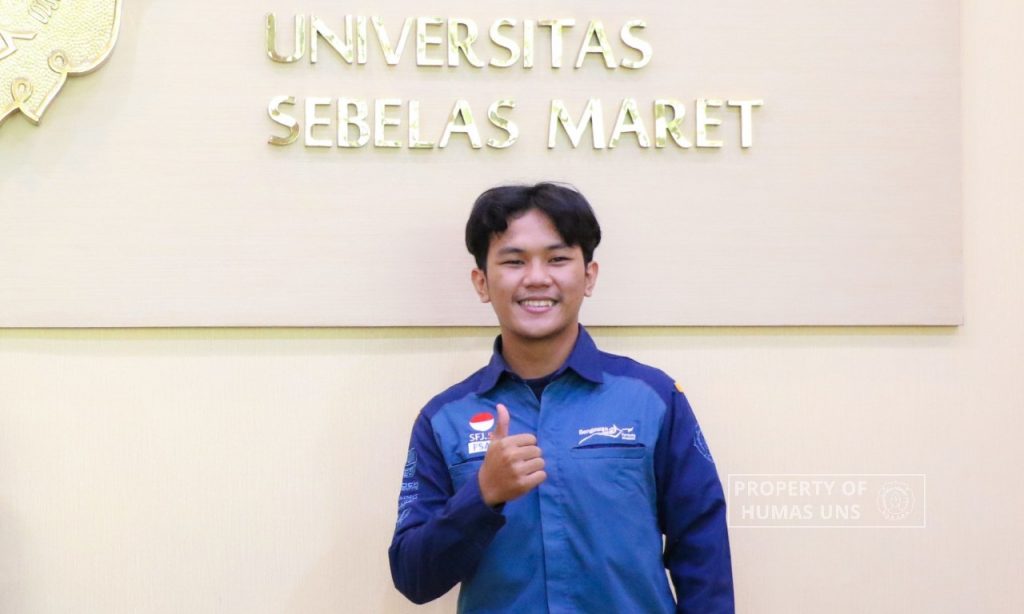 Inviting People to Take of the Ecosystem through A Poster, UNS Student Won in UTM Malaysia