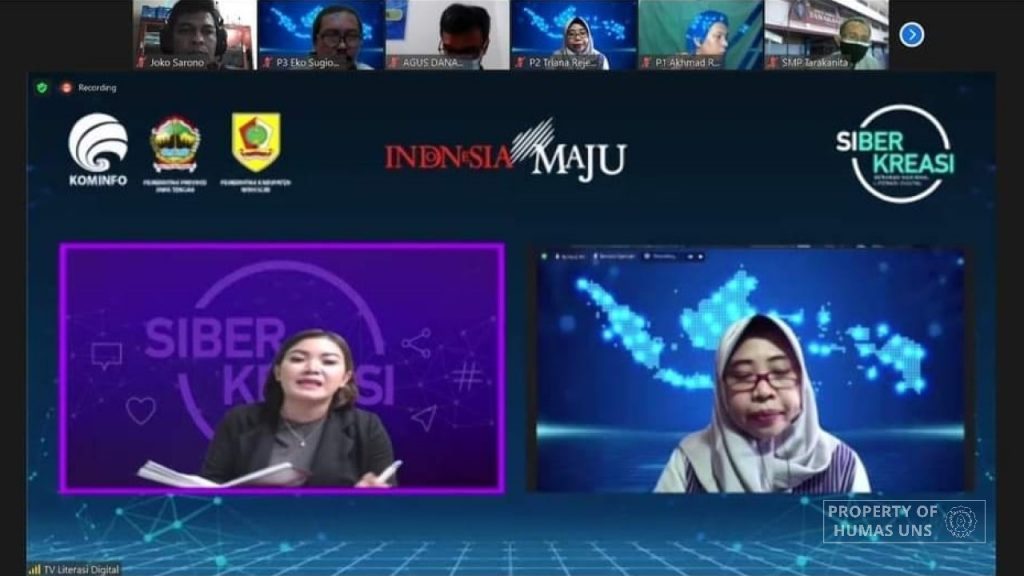 UNS Faculty Member on Digital Literacy