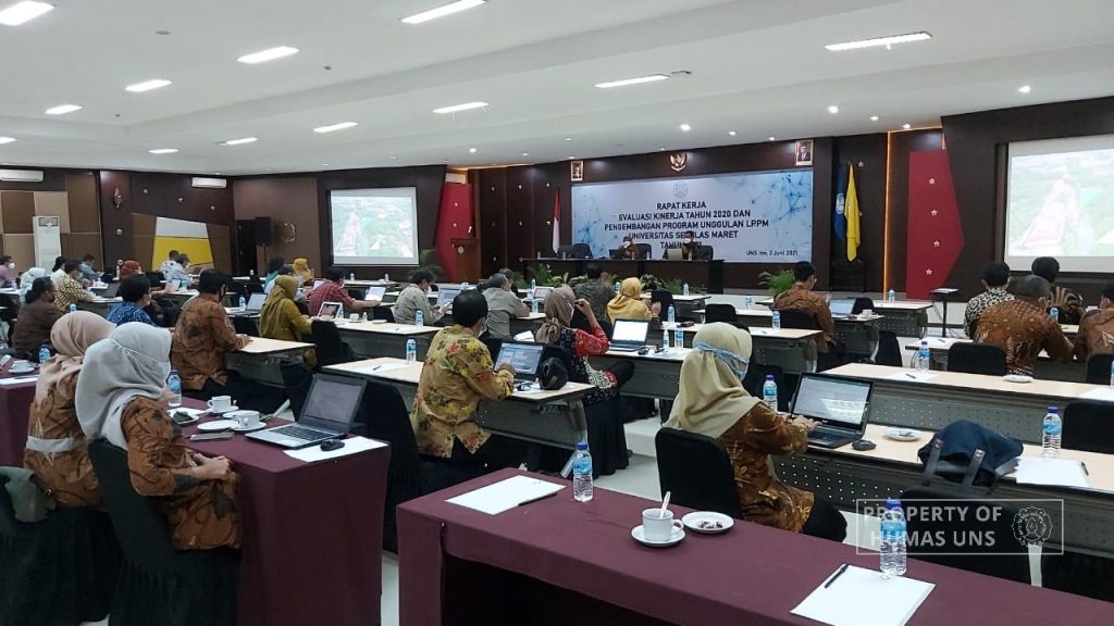 Vice-Rector for Research and Innovation Affairs Provides Direction on IKU in LPPM UNS Coordination
