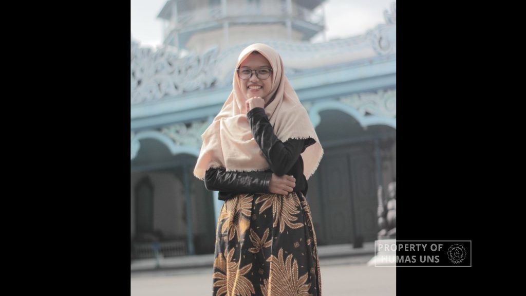 Creating Line Art Craft from Batik Patchworks, UNS Student won 3rd Position in National Essay Competition
