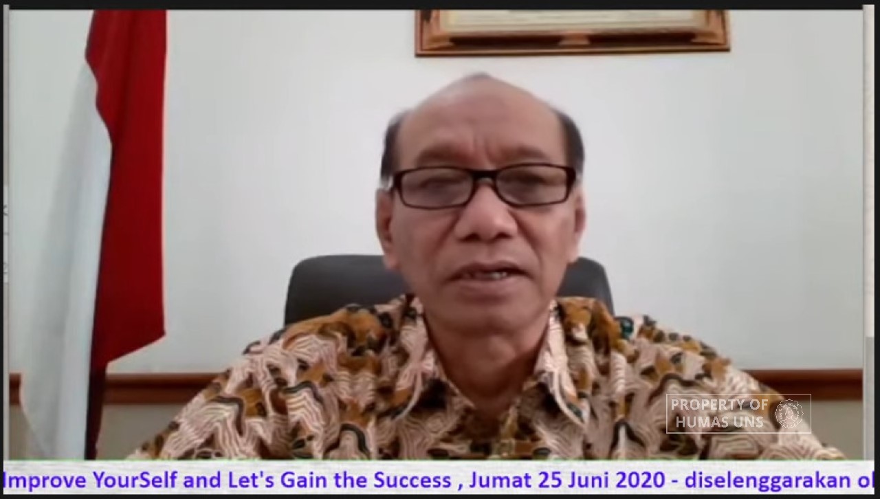 UNS Vice-Rector for Academic and Student Affairs in Virtual Pre-Job Training: Students Must Be Ready to Enter Workplace