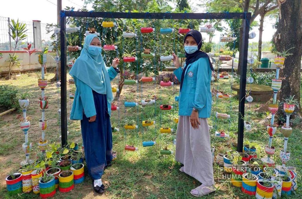 KKN 210 UNS Take a Role in Optimizing Educative Public Space in Taman Wijaya Kusuma Sonorejo Village, Sukoharjo