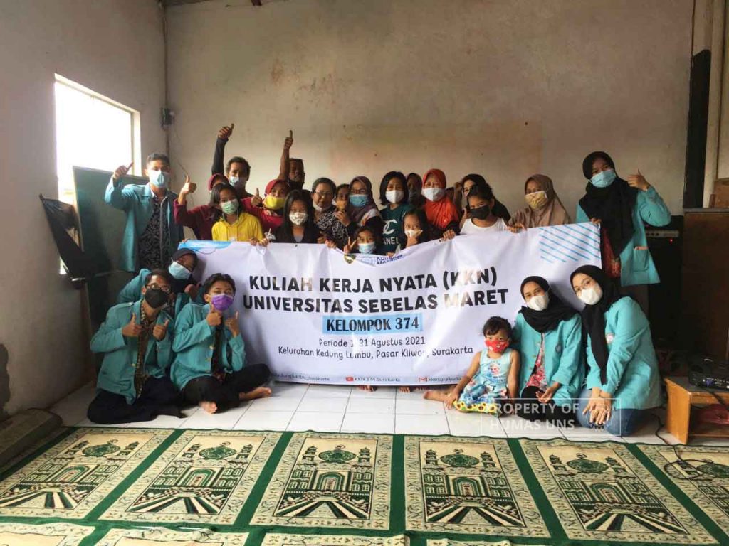 Let’s Check the Fun of KKN UNS in Pasar Kliwon