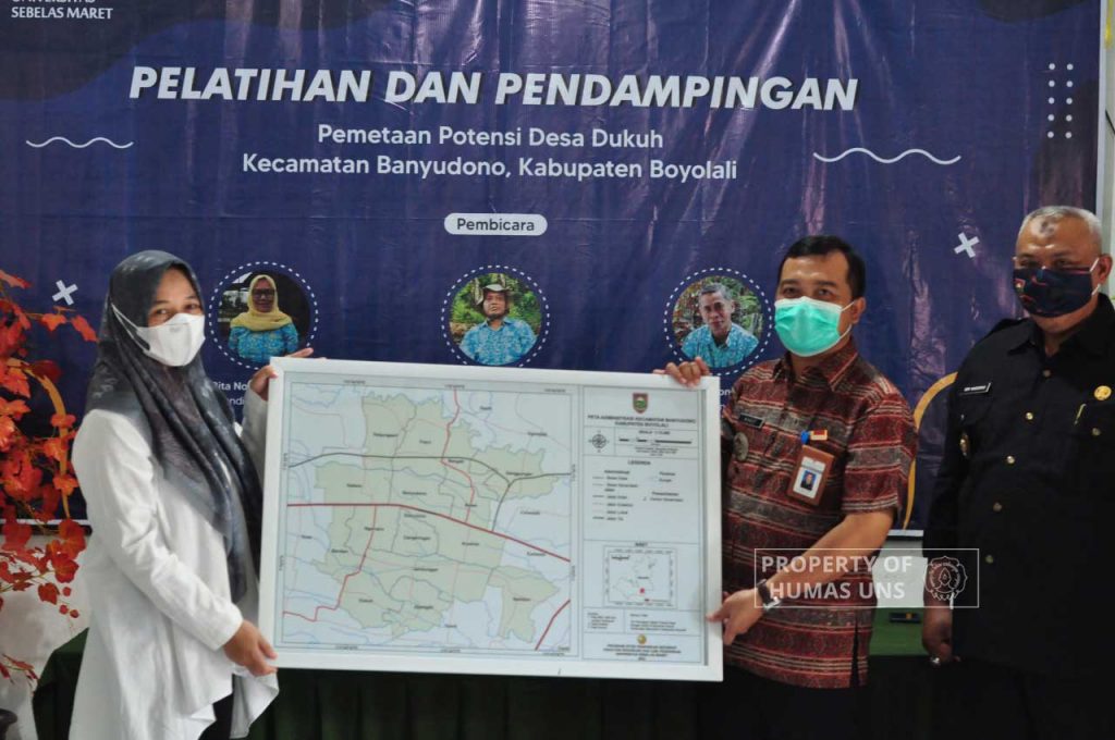 Supporting Village SDGs, UNS PKM Green Earth Team Held Training and Assistance in Village Potential Mapping in Dukuh Village, Boyolali