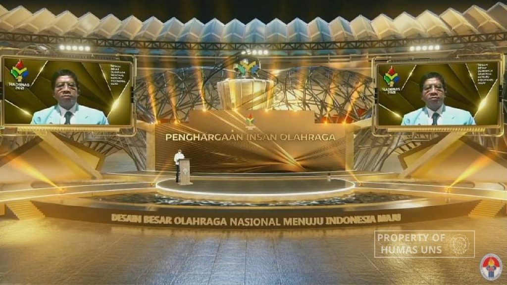 The Rector of UNS Received Sports Person Award from Kemenpora RI