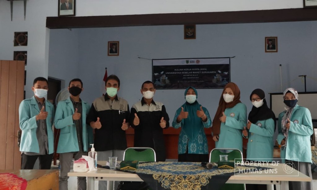 KKN Almost Over, UNS Held Monitoring in Kebumen District