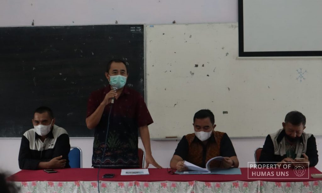 KKN Almost Over, UNS Held Monitoring in Kebumen District