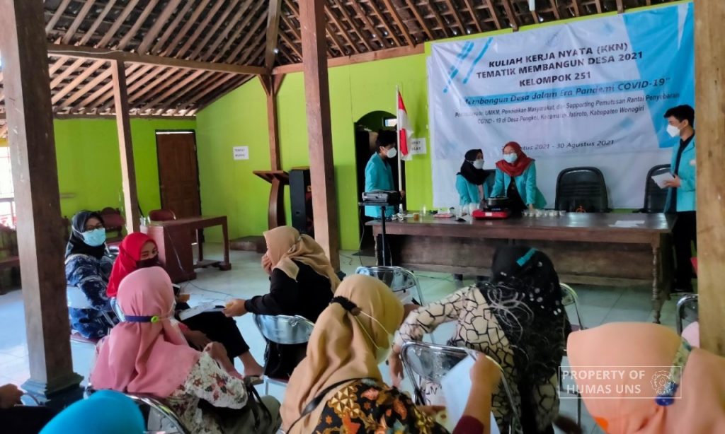 Innovative: KKN UNS Group 251 Provide Training for Jamu Jelly Production for PKK Members