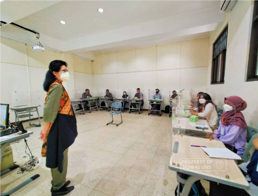 Equip Students with Startup Entrepreneurship Skills, FEB UNS Held a Training
