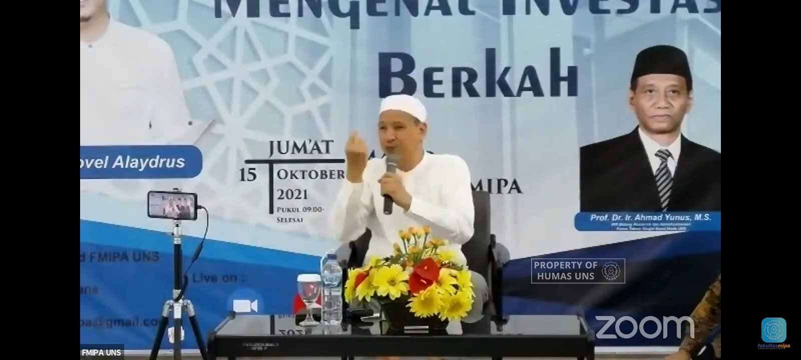 FMIPA UNS 25th Anniversary, Habib Novel Alaydrus Delivered Religious Speech on Blessing of Life