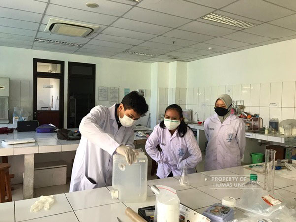 Preventing Lactose Intolerance, PKM UNS Team Offered Digestive Friendly Cow’s Milk