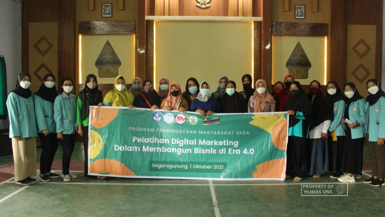 Empower Local Community Economy, P2MD Gamagrita SV UNS Team Held Digital Marketing Training