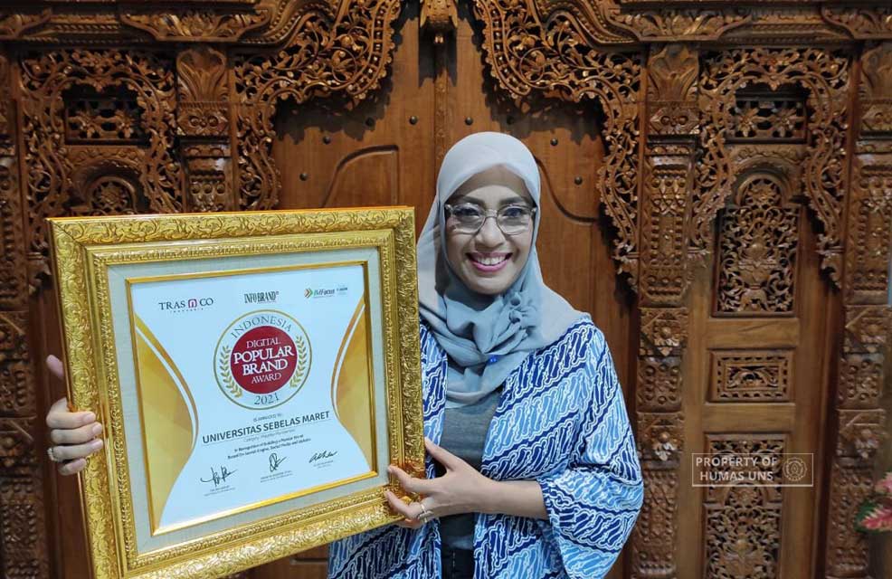 MM FEB UNS Won Indonesia Digital Popular Brand Award 2021