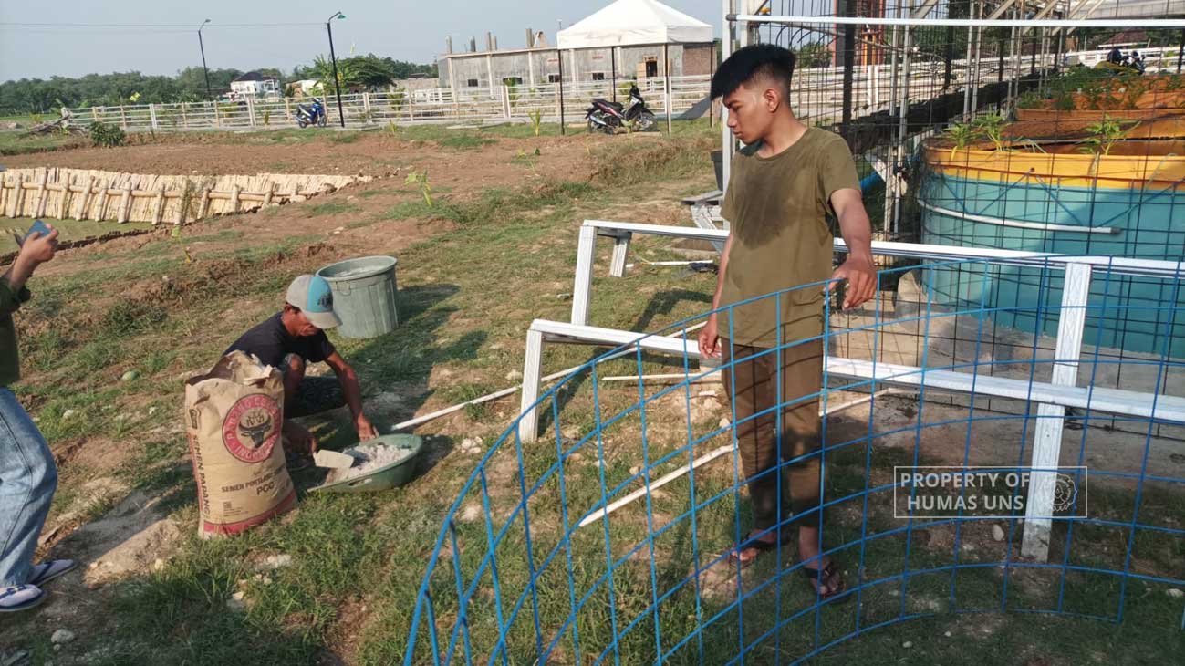 UNS Student Build Biofloc Pond to Achieve Integrated Farming Zero Waste