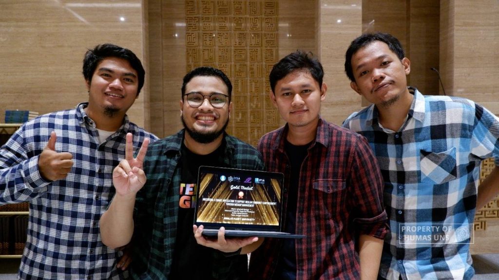 Designing Masjiduna and Acacia Application, UNS Students Won International Competition