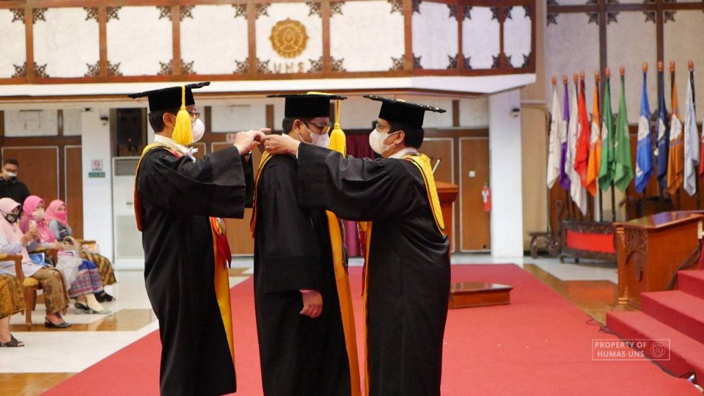 Adds New Professor, UNS Rector: Special Gift for End of Year