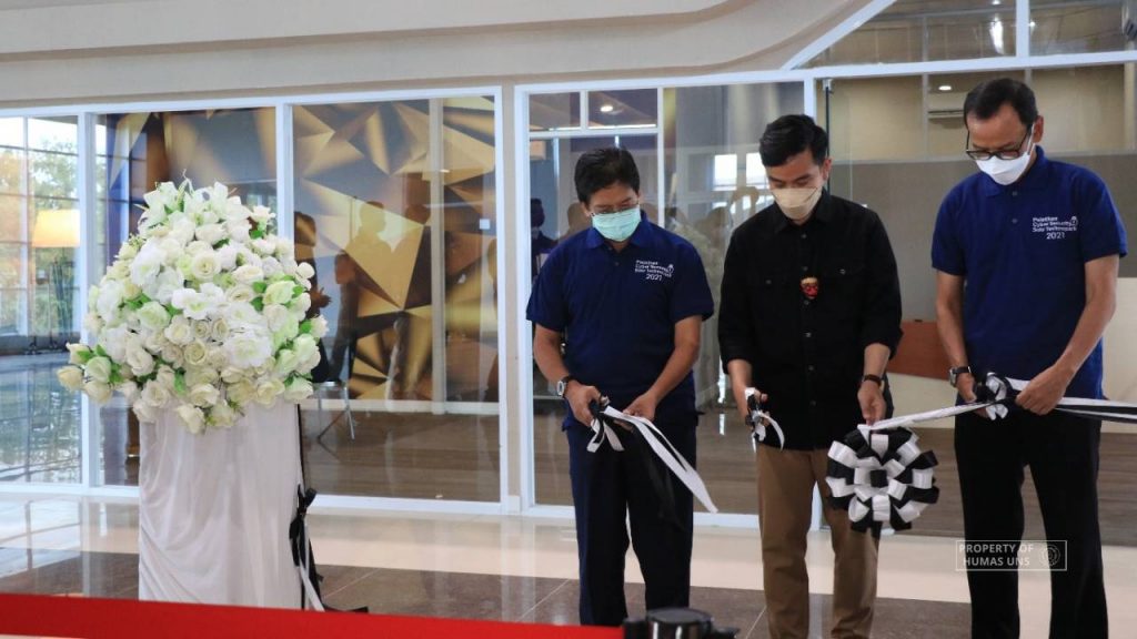 Rector of UNS, Mayor of Surakarta, and Dirjen Dikti Ristek Inaugurated Cyber Security Hub