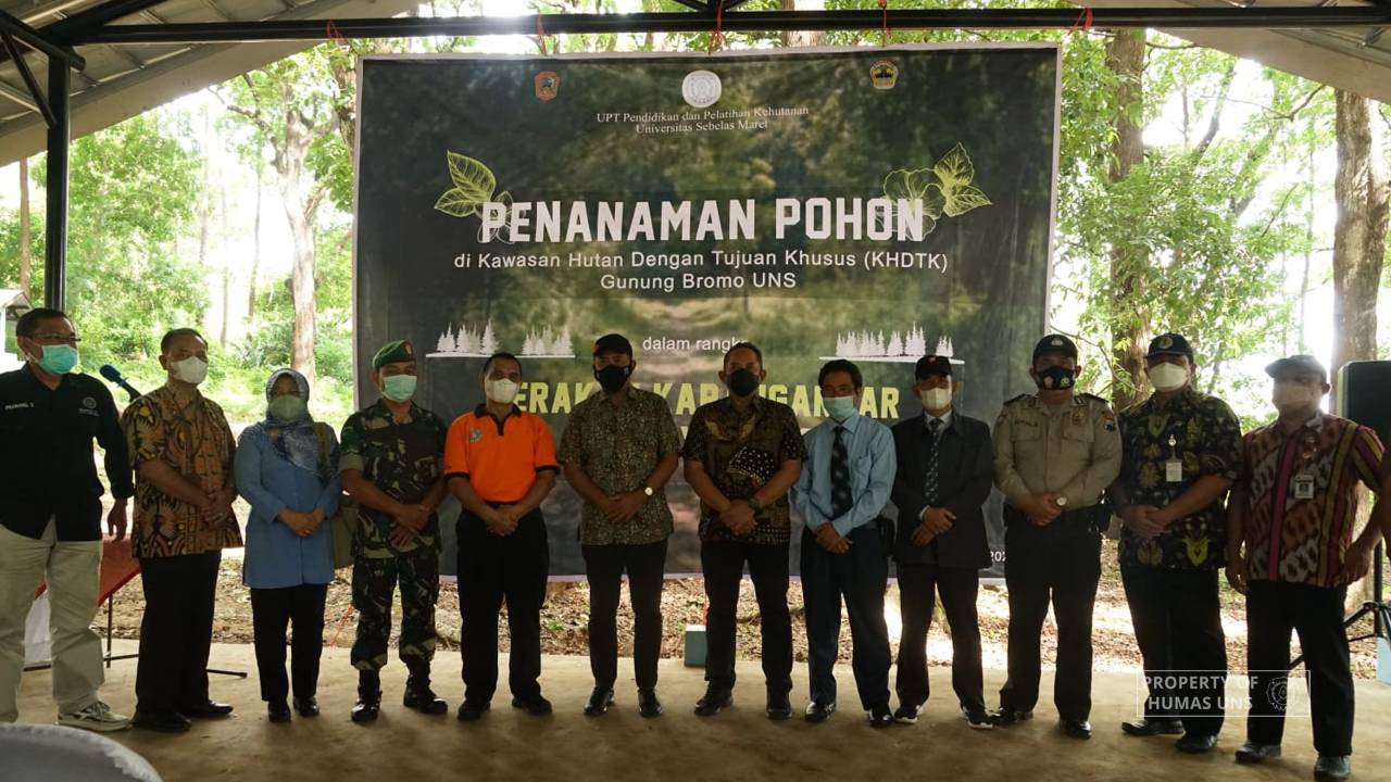 UNS and Karanganyar Regency Government Hold Tree Planting at Mount Bromo KHDTK, Karanganyar