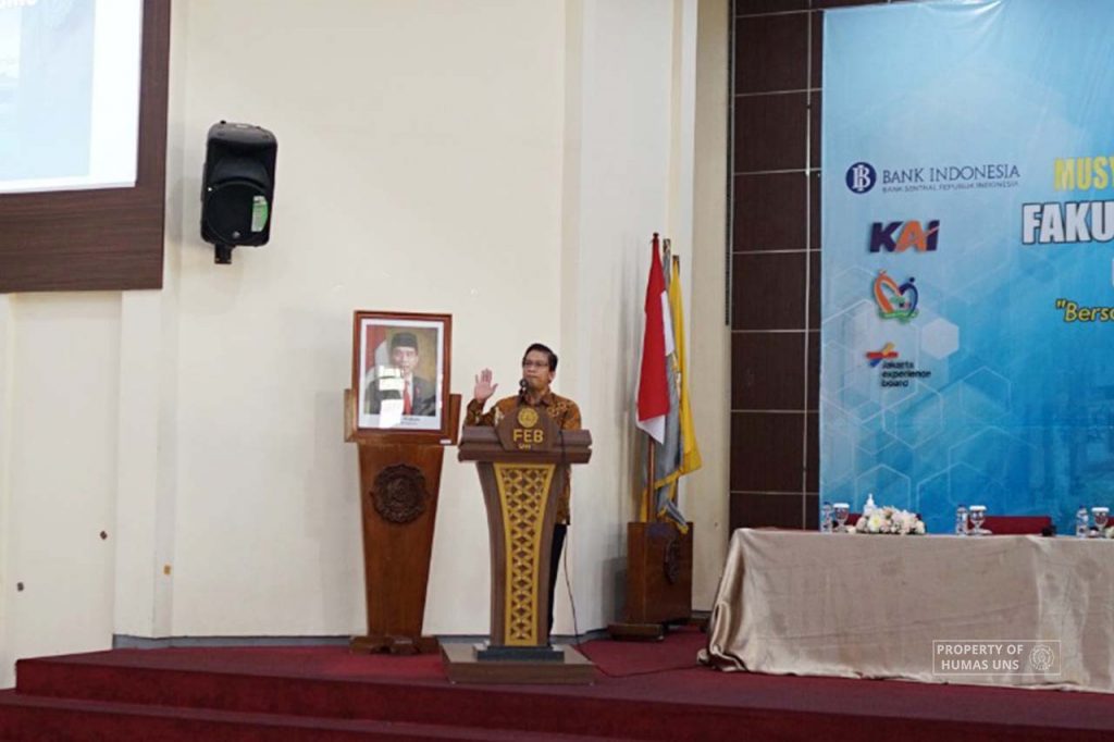 IKA FEB UNS Held National Discussion