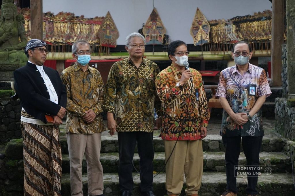Supported by Three Faculties Collaboration, UNS Hosted Wayang Kulit Performance