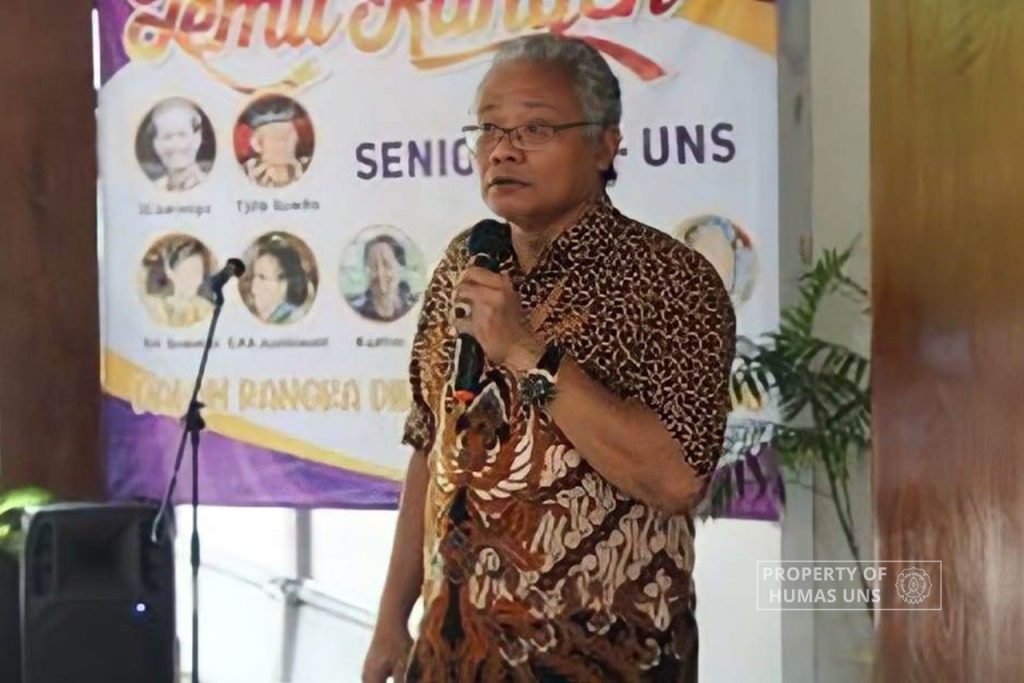FEB UNS Hosted a Reunion Meeting with Seniors Academic Members