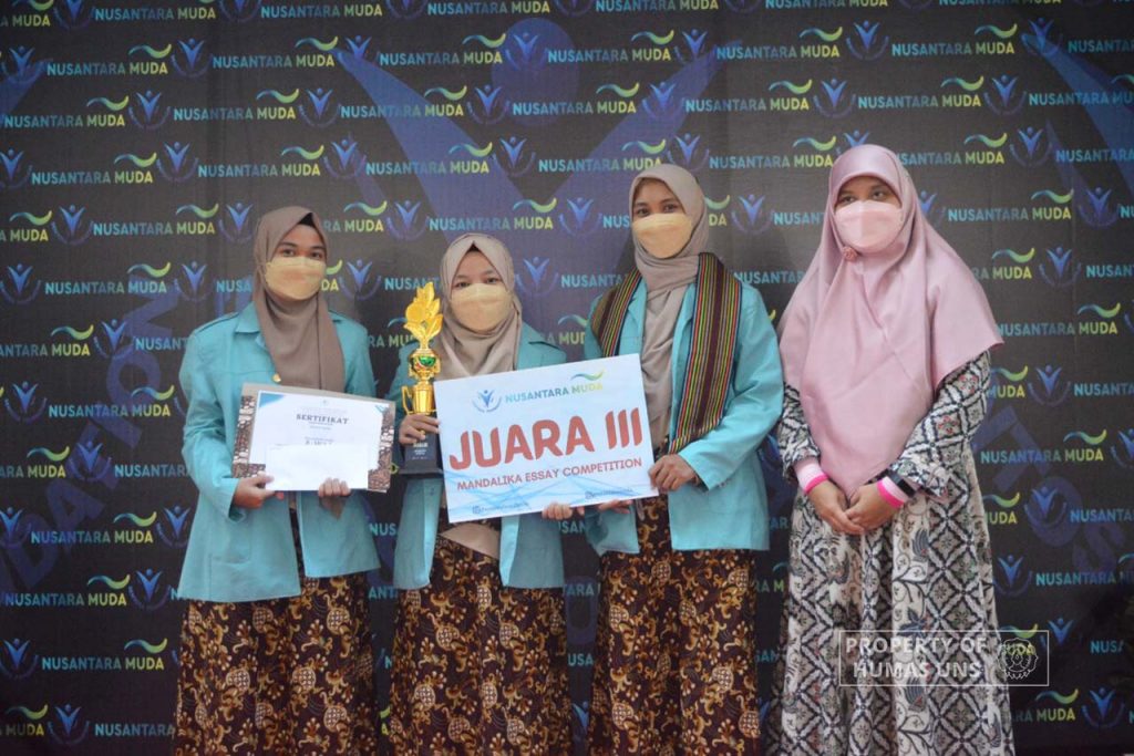 Brilliant Achievements Made by UNS Student Team in the Mandalika Essay Competition