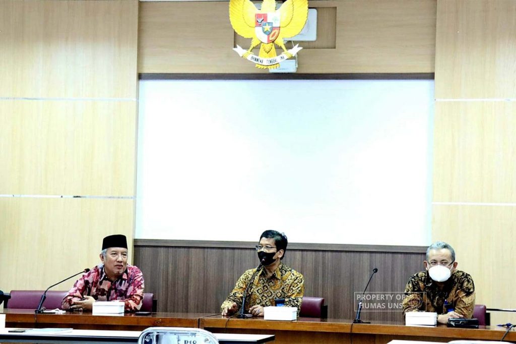 Gus Wahid Appreciated UNS Development
