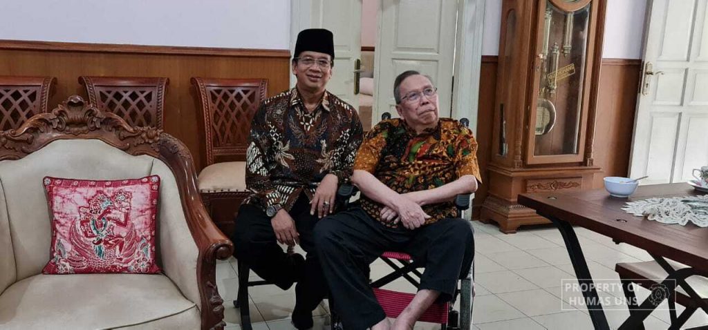 UNS Leaders Visited Former UNS Rector Residences