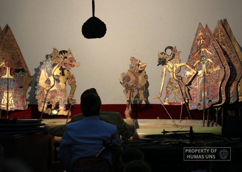UNS Held Gatutkaca Kridha Wayang Kulit Performance