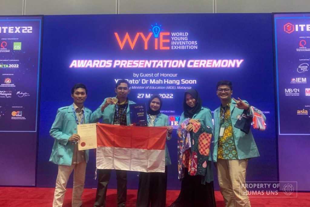 UNS Students Successfully Win Gold Medal at WYIE Event in Malaysia