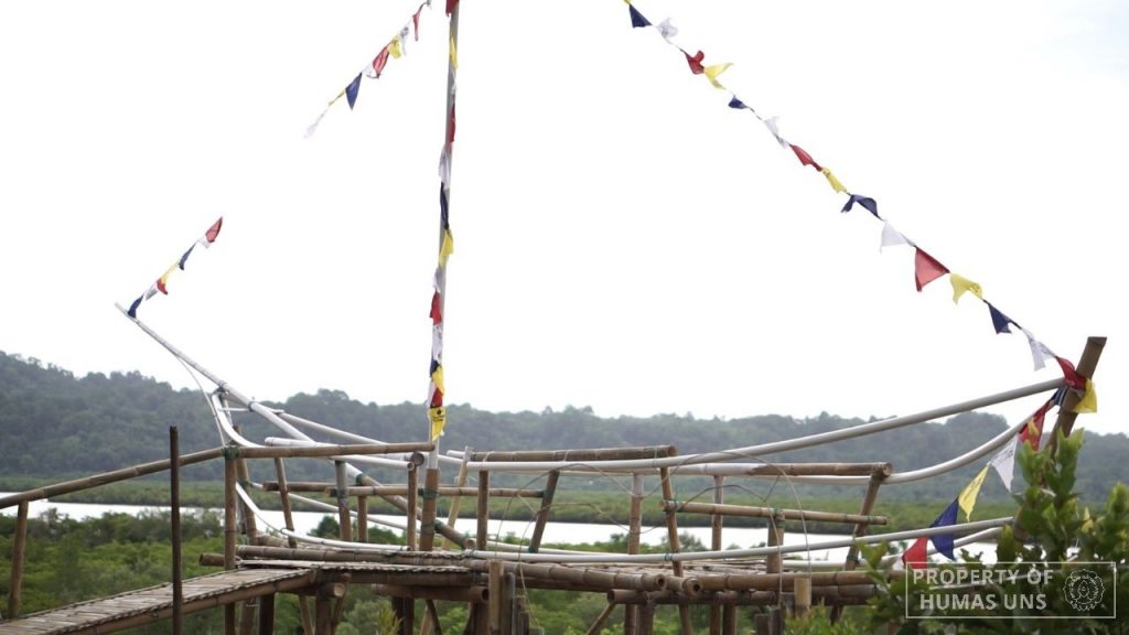 UNS Student Revives the Mangrove Forest Tourism “Guma Tirta Karya” Cilacap