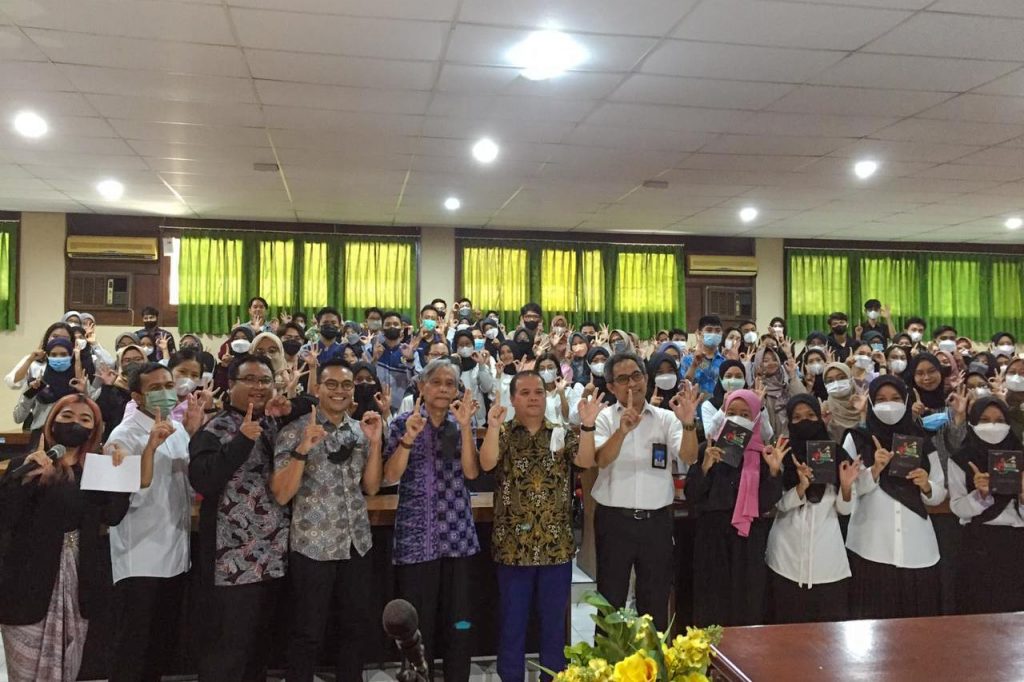 UPT KLI UNS Hosted Talkshow on the Ins-and-Out of Studies at the Universiti Kebangsaan Malaysia