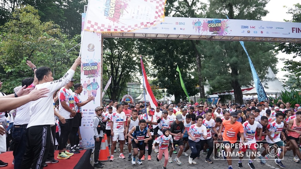 IKA UNS Color Run Energized Lively by Participants from Various Regions