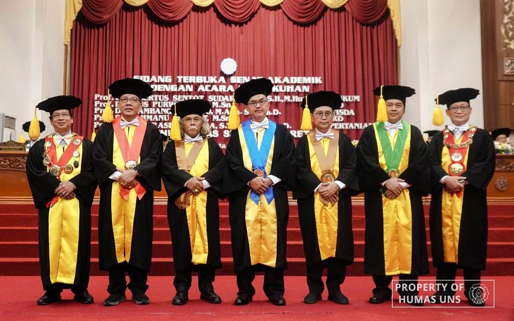 Rector UNS Inaugurates 5 New Professors