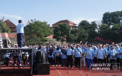Thousands of UNS Academic Community Commemorates 47th Dies Natalis with Aerobics and Healthy Walks