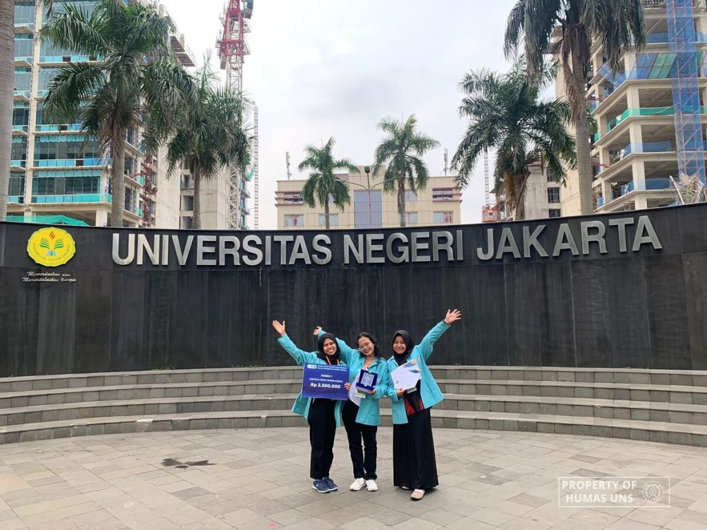 UNS Students Win 1st Place in KPM UNJ National Scientific Writing Competition