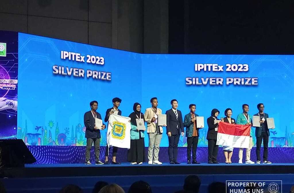UNS Student Wins Silver Award at Thailand Inventors Day Event