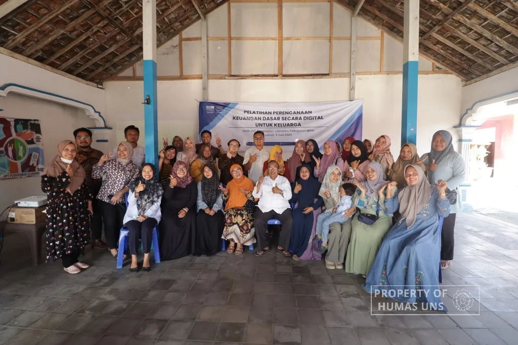 UNS Fintech Center Holds Digital Basic Financial Planning Training for Families