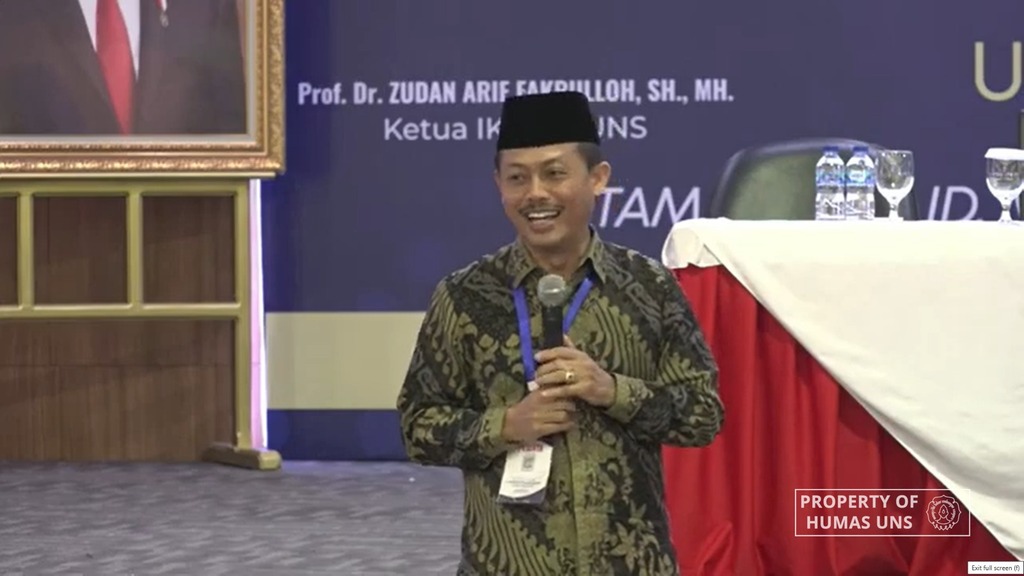 Head of Ministry of Religious Affairs Central Java Elected as Chairman of IKA FH UNS