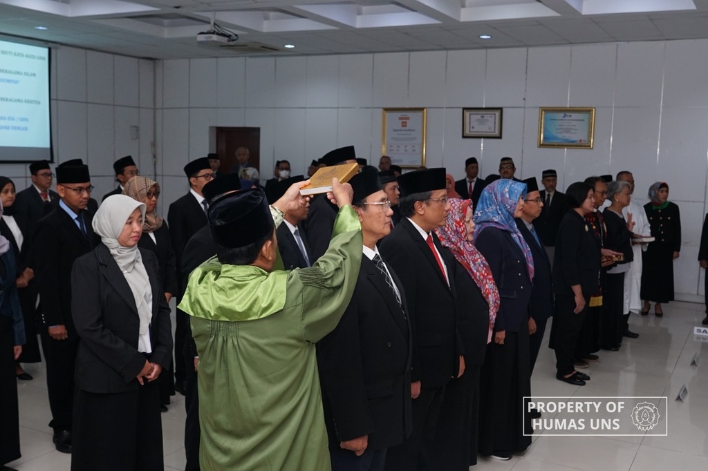 Rector Inaugurates Officials within UNS