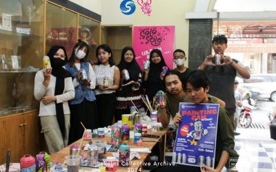 MKBM Students of FSRD UNS Organize Art Class “Painting Can”