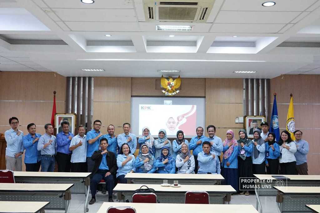 UNS Collaborates with KPK RI in Workshop on Gratification Control System Development