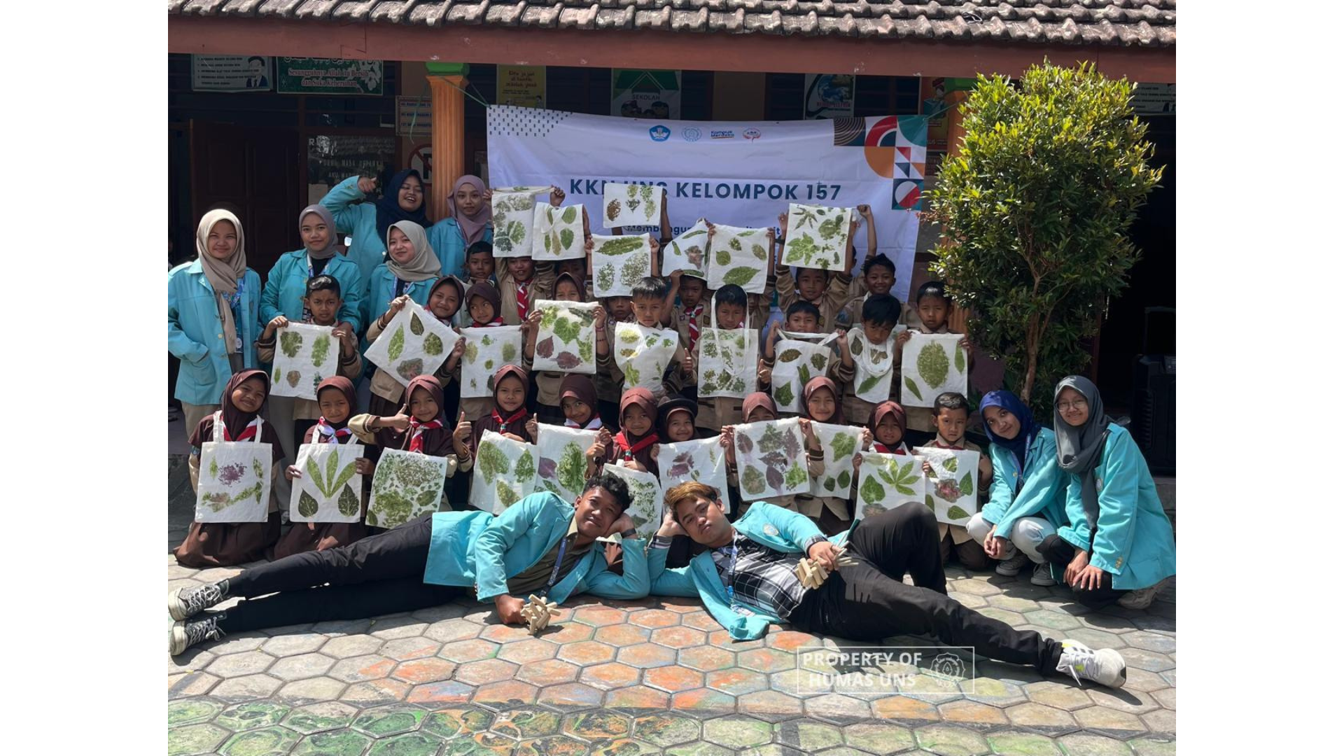 KKN UNS Group 157 Participates in Improving Education Quality in Genilangit Village, Magetan
