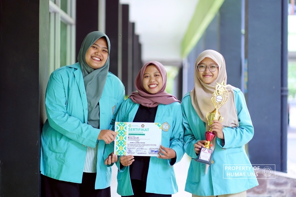UNS Midwifery Students Win Second Place in Poster Category at Health Competition of Midwifery Generation 2024