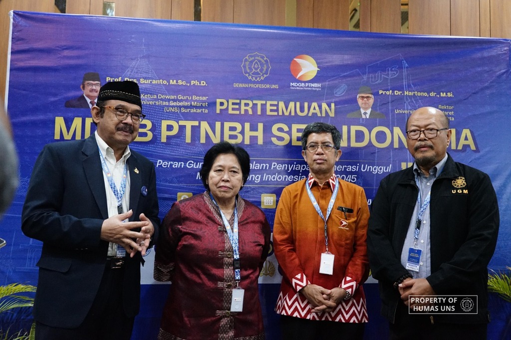 MDGB PTNBH Meeting at UNS Yields Recommendations for Preparing a Superior Generation Toward Indonesia Emas 2045